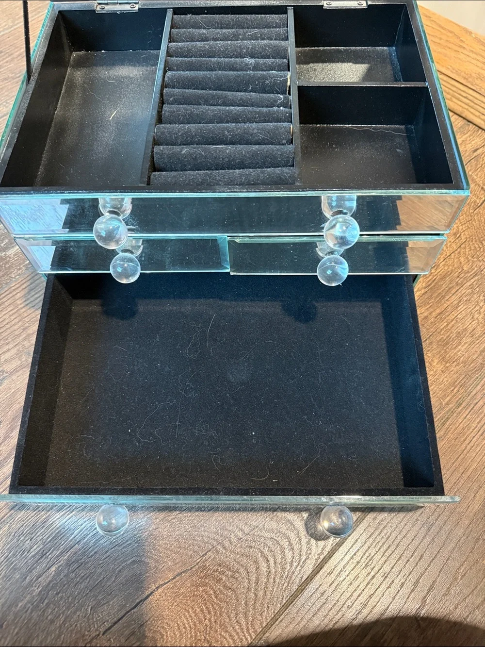 Mirrored Jewelry Organizer Chest in Black and Silver